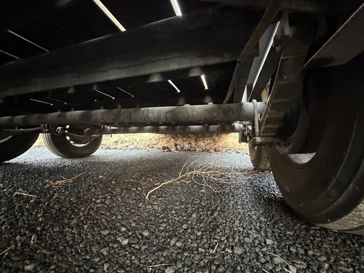 #2524-•-22'-tilt-bed-equipment-trailer-image-18