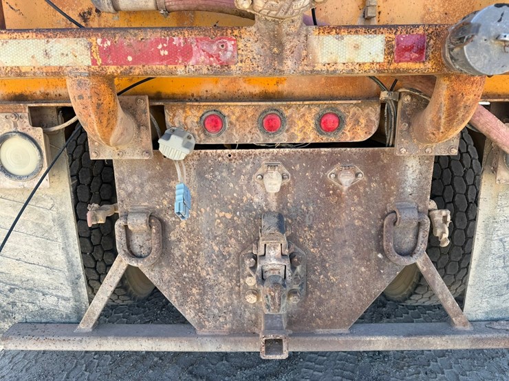 1994-mack-ch613-image-40