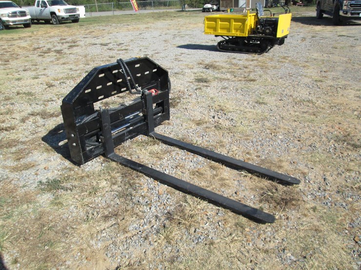 #50113-•-unused-2026-dcyhc260508-5'-skid-steer-forks-inv#50113-image-2