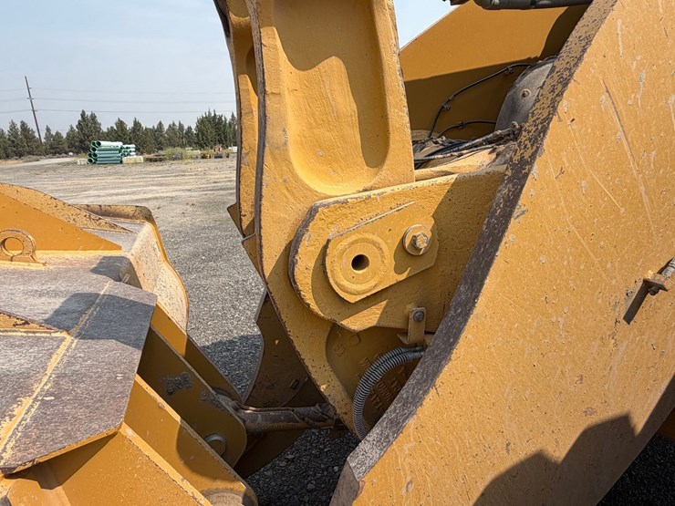 2018-caterpillar-980m-image-13
