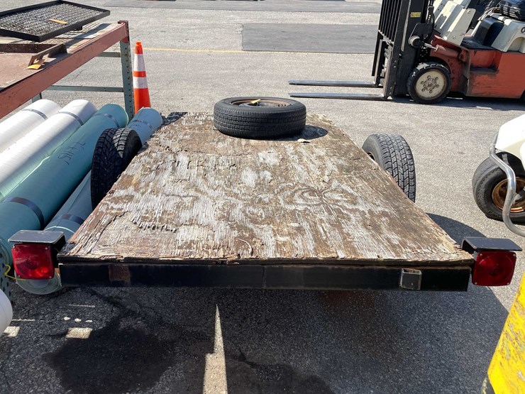 #4002-•-4'-x-8'-flatbed-trailer-(no-title)-(04)-image-4