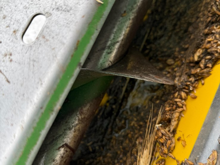 2000-john-deere-9650-image-14