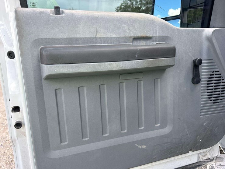 2016-ford-f250-image-9