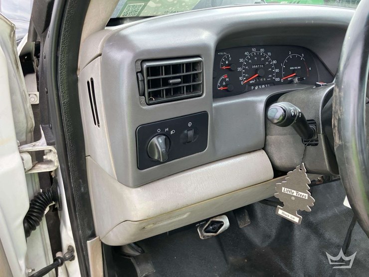 2001-ford-f450-image-12