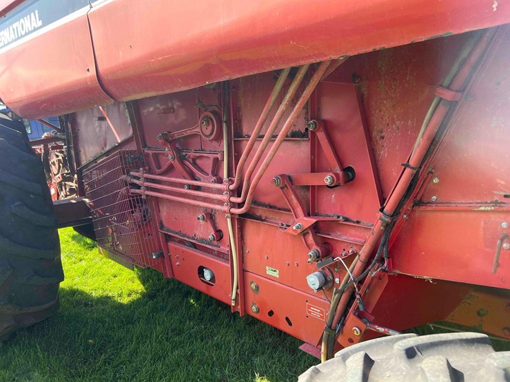 1993-case-ih-1688-image-14
