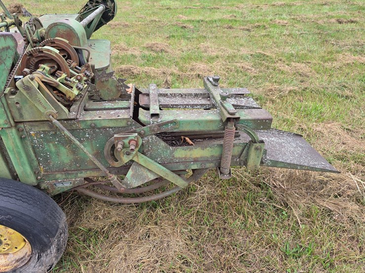 john-deere-14t-image-28