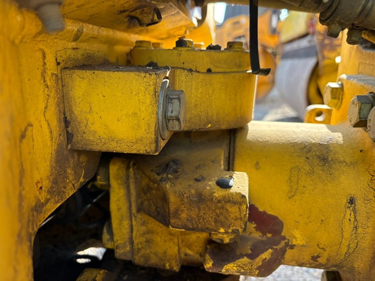 2013-bomag-bw120ad-4-image-18