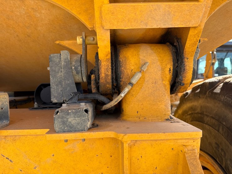 2020-volvo-a45g-image-75