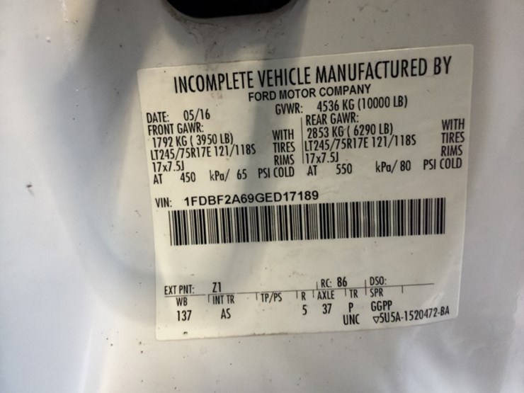 2016-ford-f250-image-16