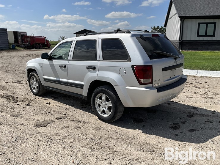 2005-jeep-grand-cherokee-laredo-image-7