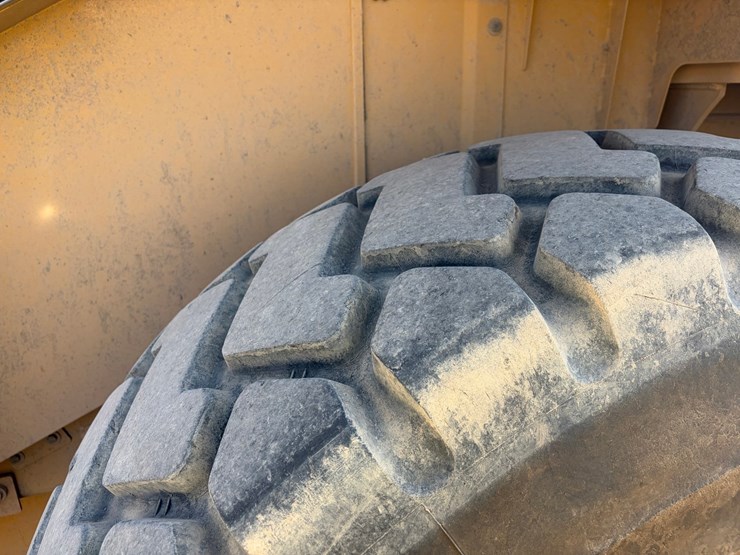 2015-caterpillar-950m-image-60