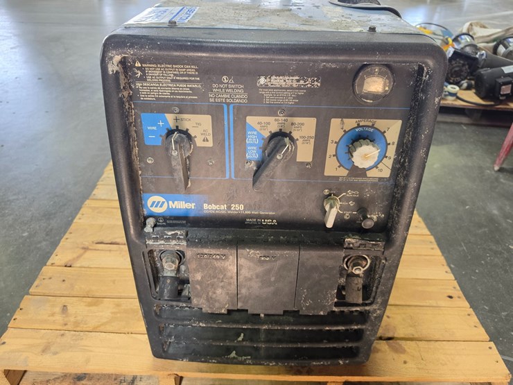 #25308-•-miller-bobcat-250-generator/welder-image-2