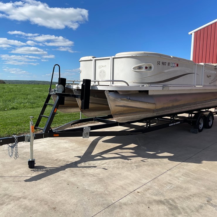#1611 • 2006 Crest Caribbean 24' Tri Toon with 2022 Mid America Bunk Trailer (Has Title)