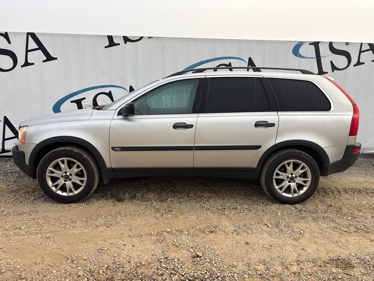 2004-volvo-xc90-image-2