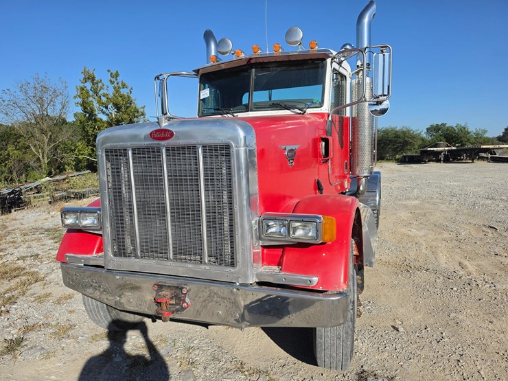 2006-peterbilt-378-image-1