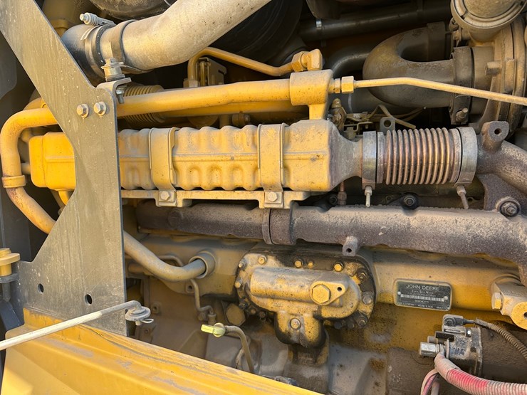 2013-deere-872gp-image-51