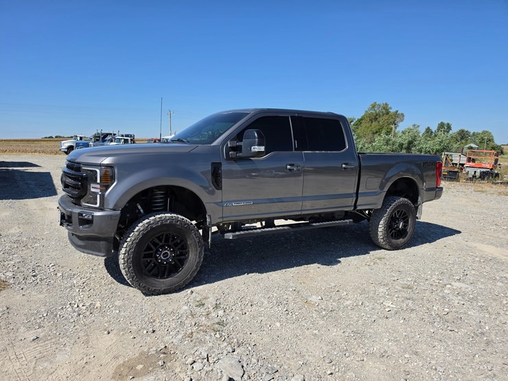 2022-ford-f250-image-3