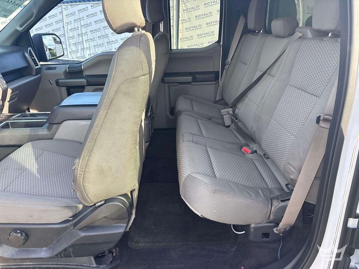 2015-ford-f150-image-18