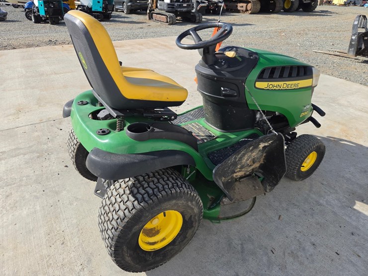 2013-john-deere-d130-image-5