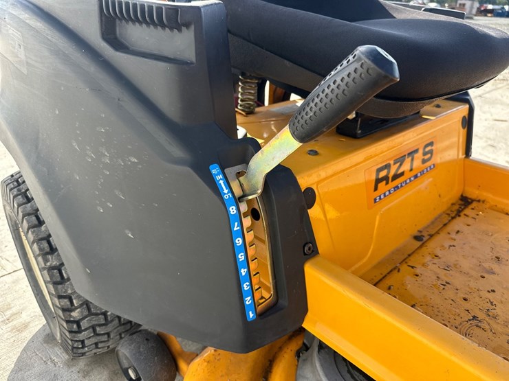 cub-cadet-rzts46-image-19