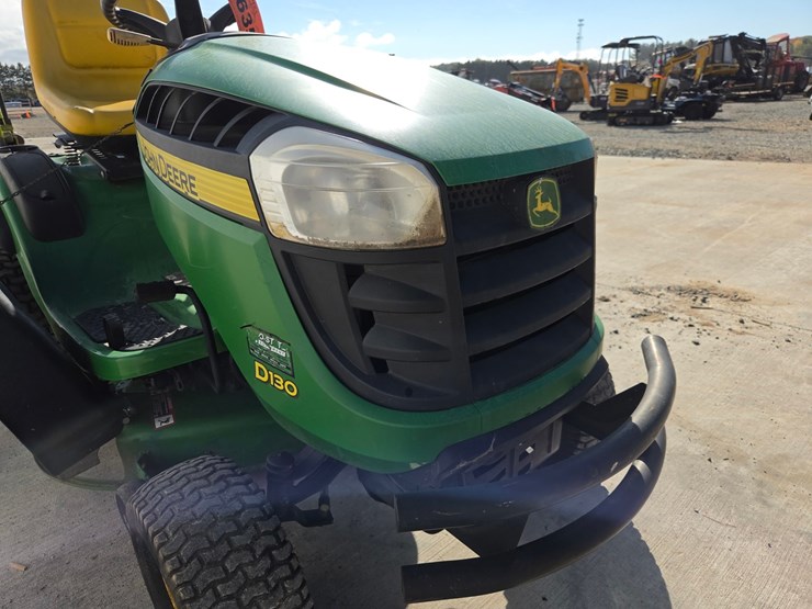 2013-john-deere-d130-image-9