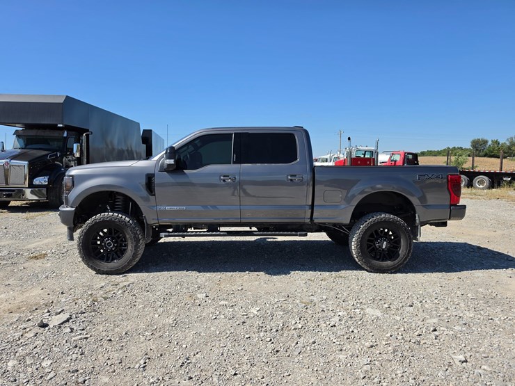 2022-ford-f250-image-5