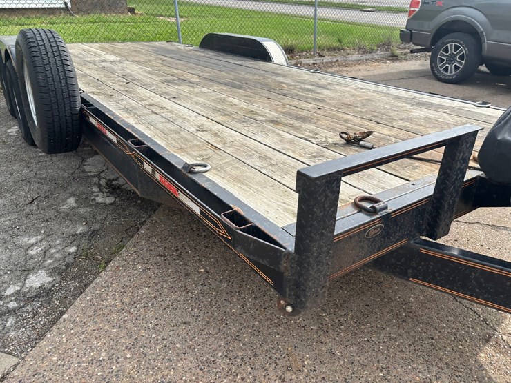 #2336-•-chase-mfg-20'-tandem-axle-utility-trailer-image-13