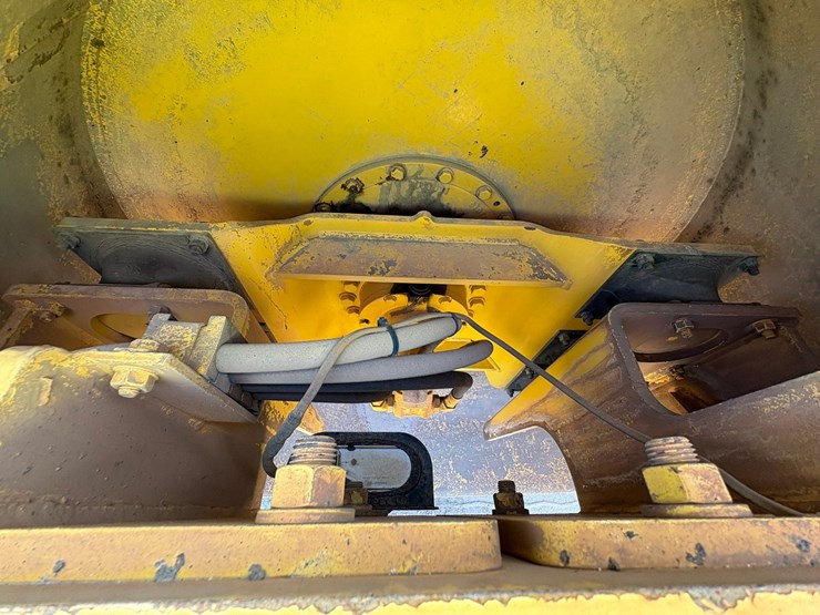 #2410-•-2015-sakia-sw880-double-drum-smooth-roller-compactor-image-72