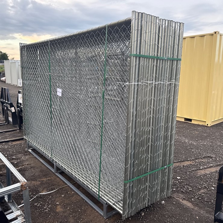 #6004 • QTY (20) 10' CHAIN LINK CONSTRUCTION FENCE PANELS