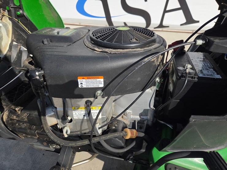 2013-john-deere-d130-image-21