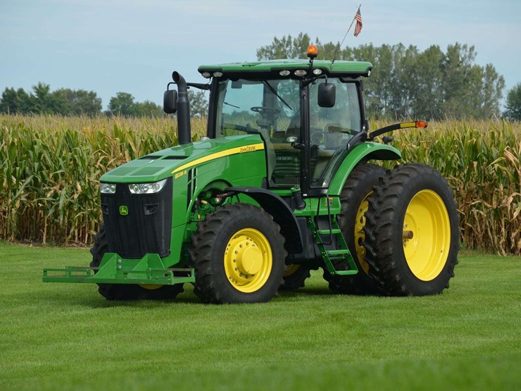 2011-john-deere-r-image-2