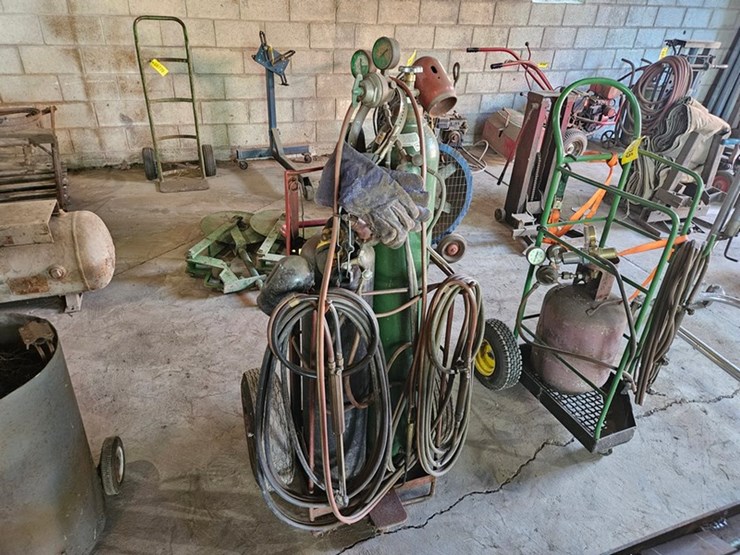 #8786-•-oxygen/acetylene-torch-cart-image-4