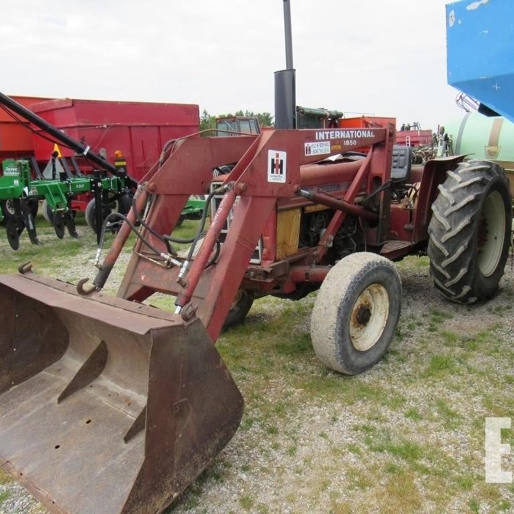 1974 INTERNATIONAL 464