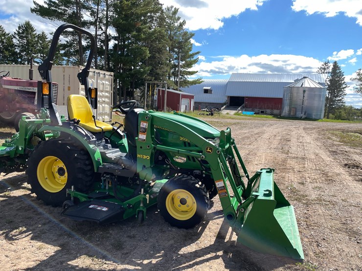 2025-john-deere-2025r-image-3