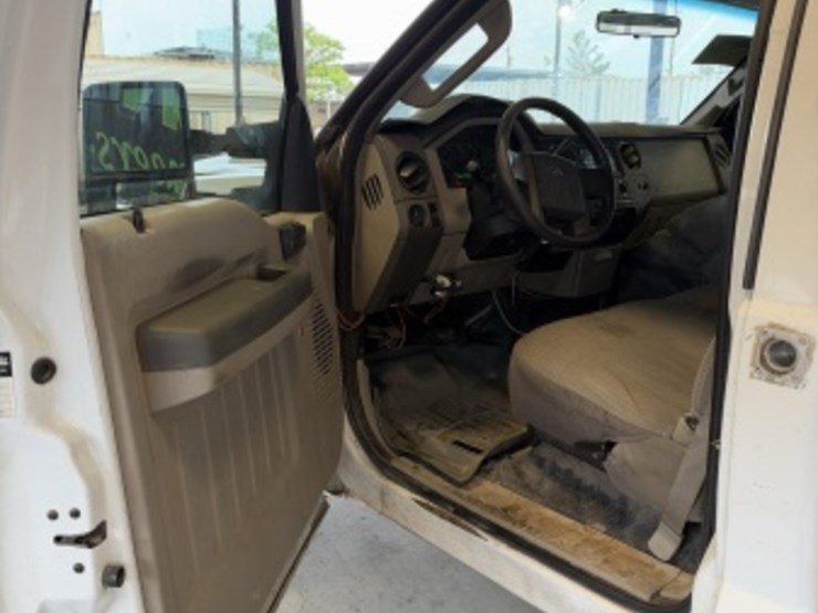 2008-ford-f250-image-27