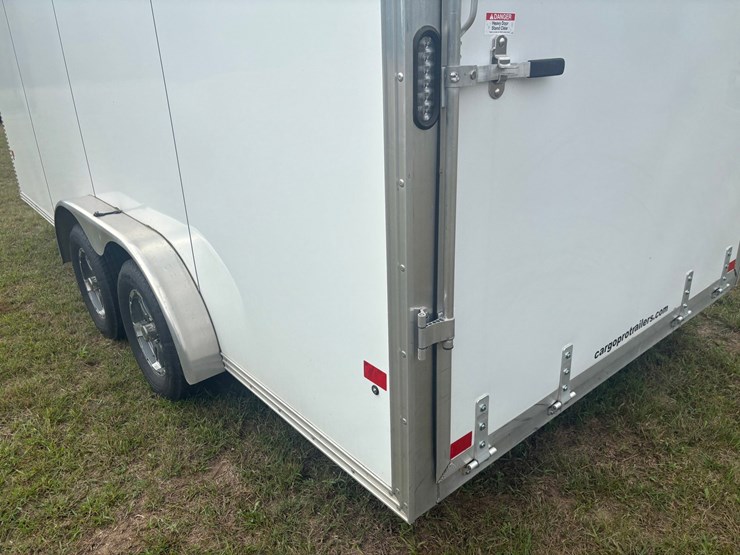 #2338-•-2022-stealth-16'-enclosed-trailer-image-5