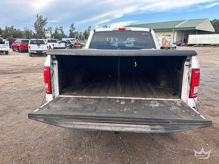 2017-ford-f150-image-24