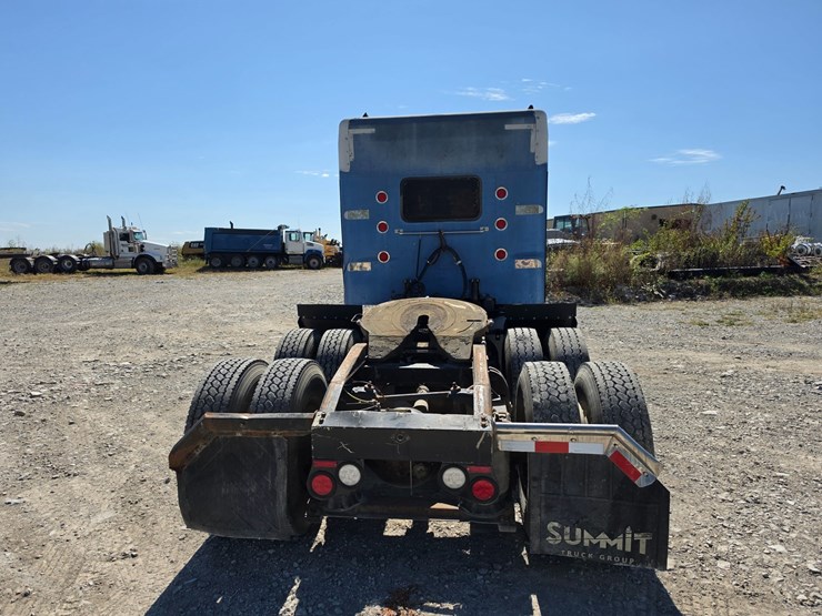 1997-peterbilt-379-image-16