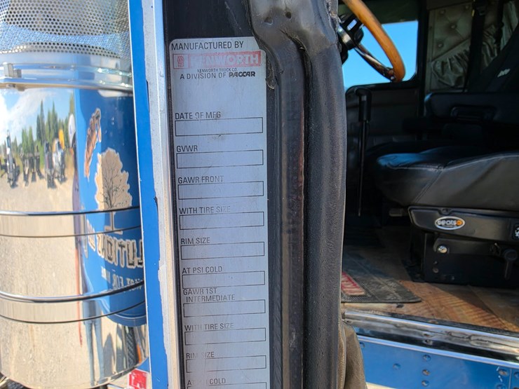 2003-kenworth-w900-image-58