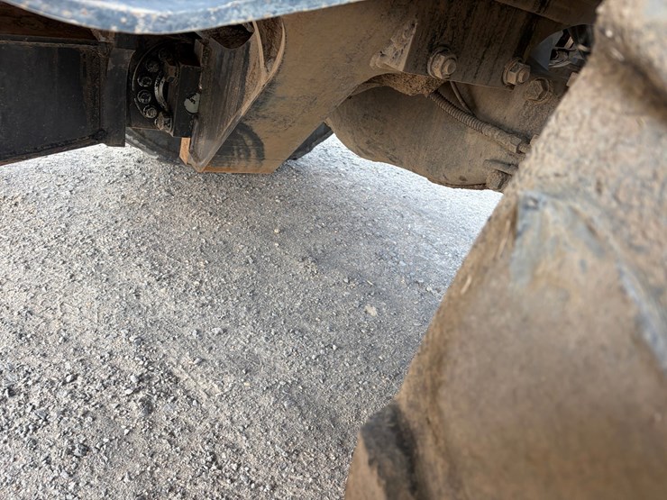 2018-komatsu-hm400-5-image-39