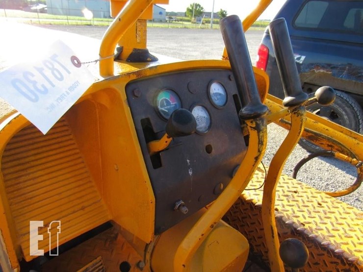 deere-350-image-18