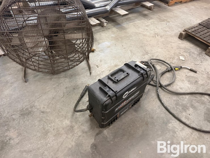 miller-x-treme-12vs-suitcase-welder-image-5