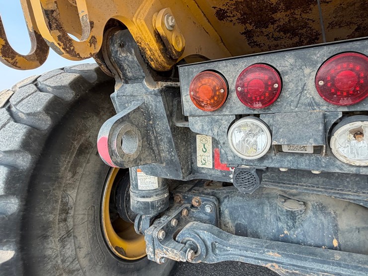 2016-komatsu-hm400-5-image-63