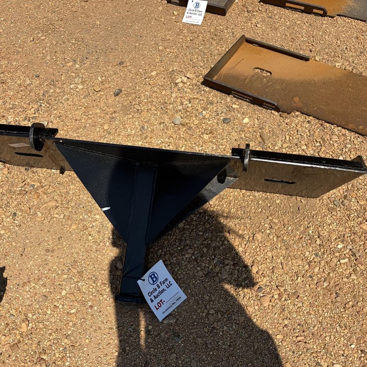 #8698 • Receiver Hitch Skid Steer Attach