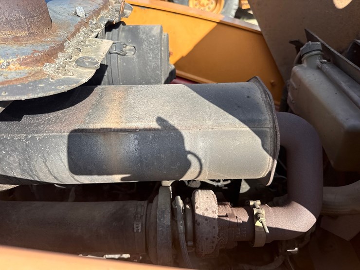 #2483-•-2009-case-570mxt-series-3-skip-loader-image-51
