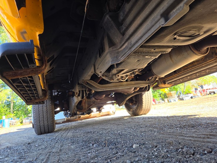 2015-ford-f350-image-33