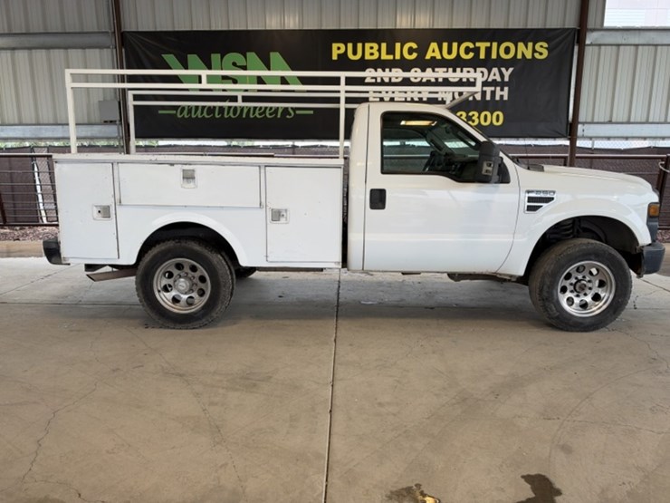 2008-ford-f250-image-1