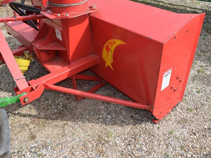 7ft-meteor-snow-blower-image-8