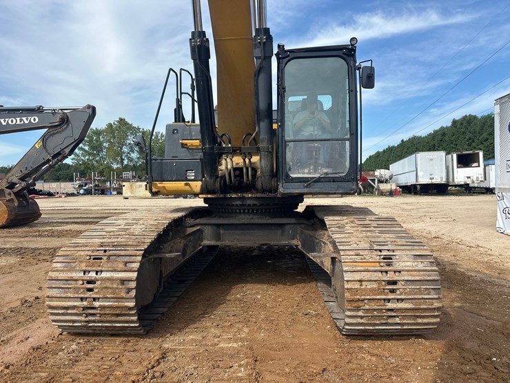 2012-caterpillar-c13-image-9