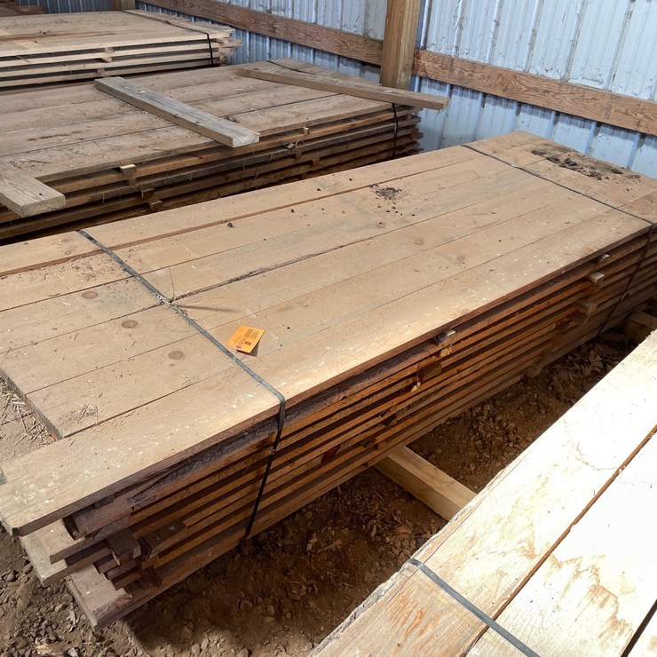 #1680 • Bundle of Pine Boards